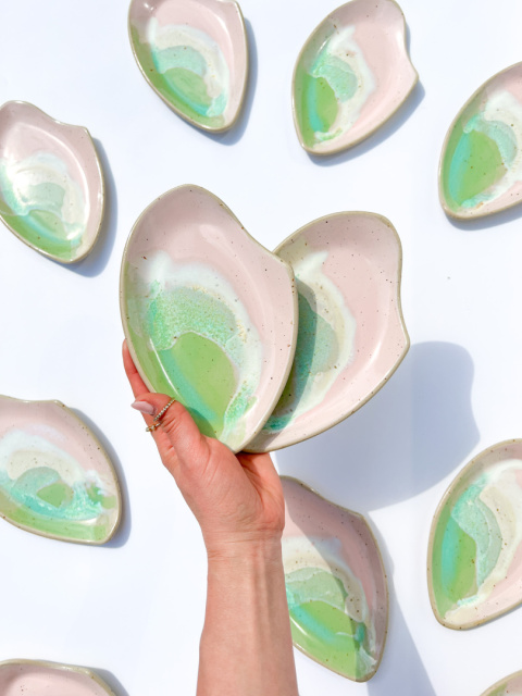 Small Platter WAVE UNICORN